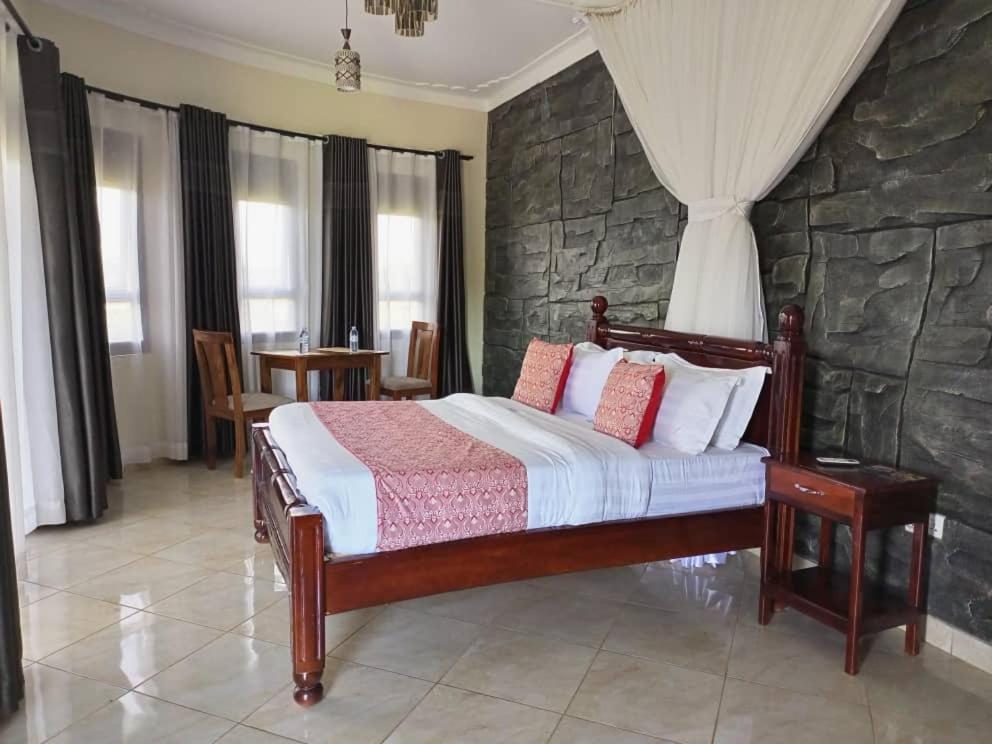 Nile Bridge Cottages Jinja Dış mekan fotoğraf
